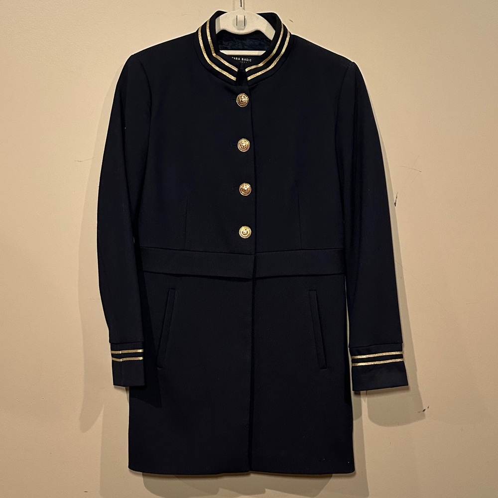 Zara blazer jacket 
Size medium